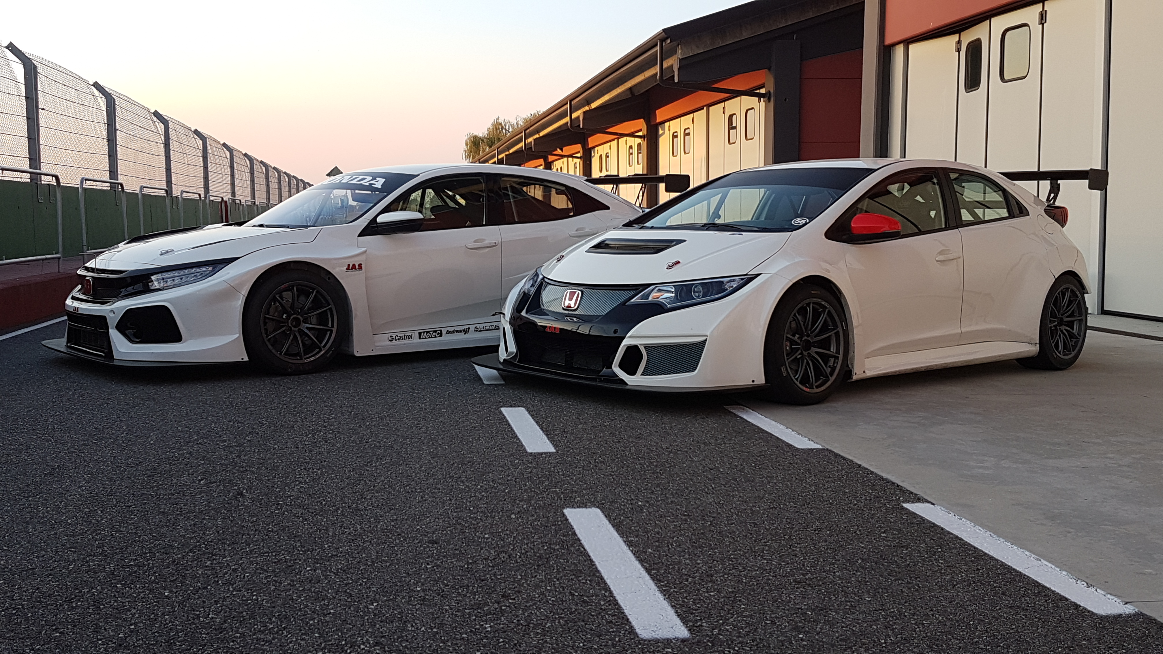 Honda Civic TCR